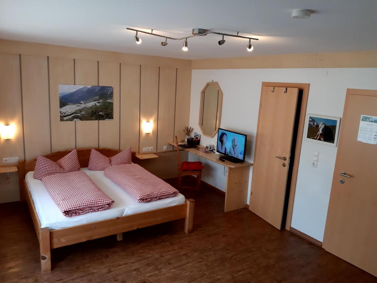 Alphotel Mittersill Esterno foto